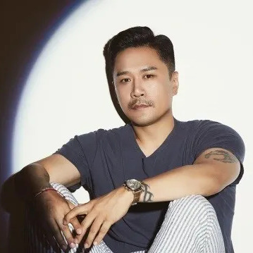 JK김동욱 사주 분석 2026