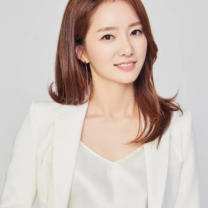 조수빈 사주 분석 2026