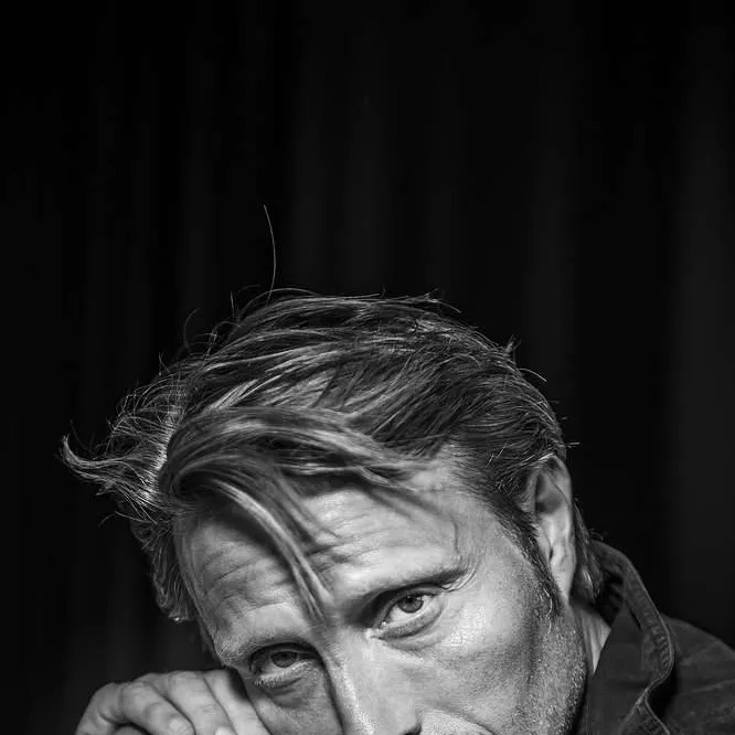 매즈 미켈슨 사주 분석 2026