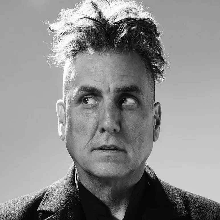 Mike Dean 프로필 썸네일