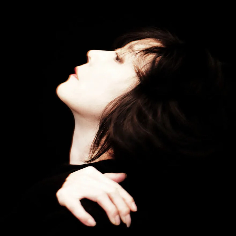 나카모리 아키나 사주 분석 2026