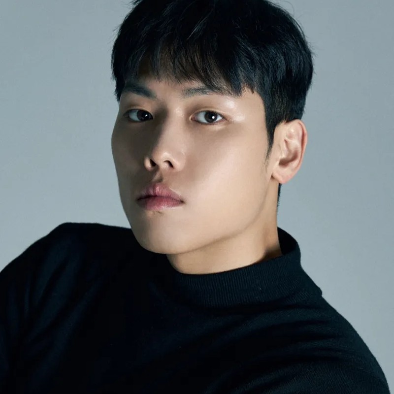 남현우 프로필 썸네일