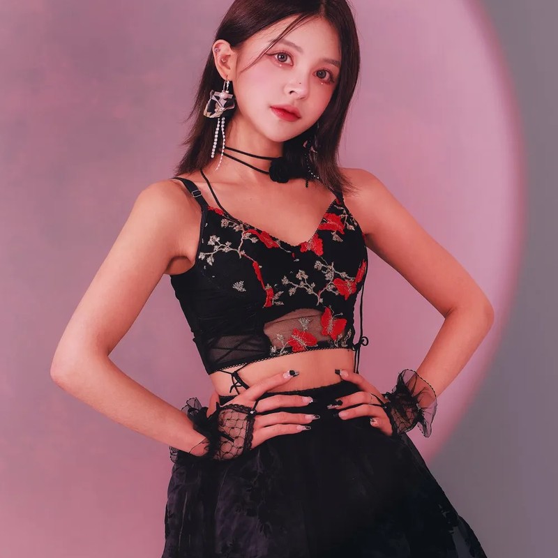 가수 나예 프로필 썸네일