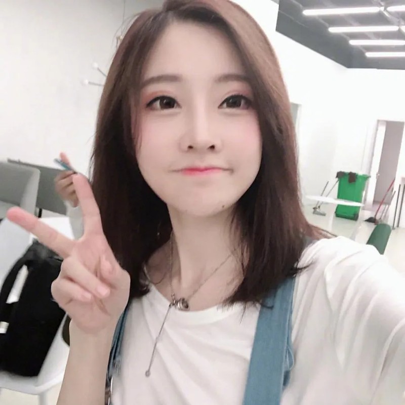 방송인 펑티모 프로필 썸네일