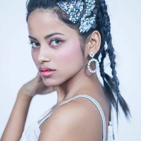 프리얀카 사주 분석 2026