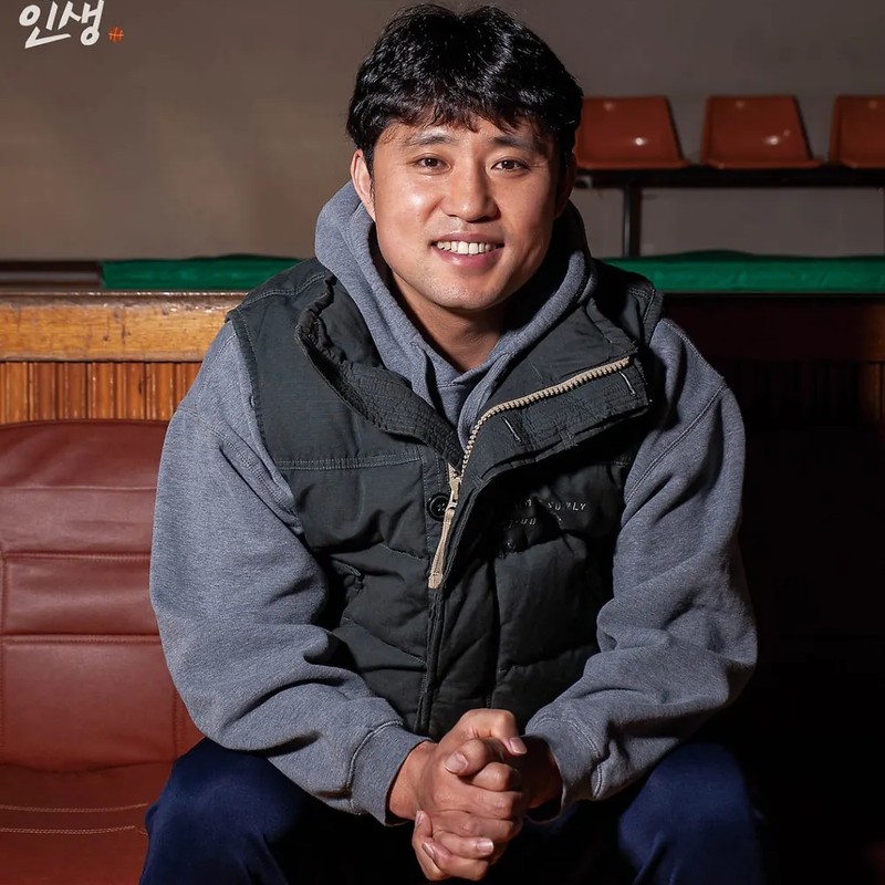 표명일 프로필 썸네일