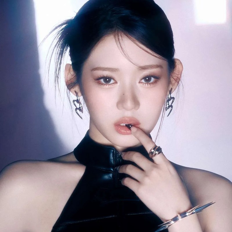 가수 로라 프로필 썸네일