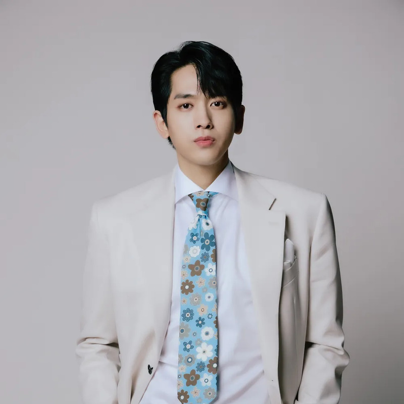 류필립 사주 분석 2026