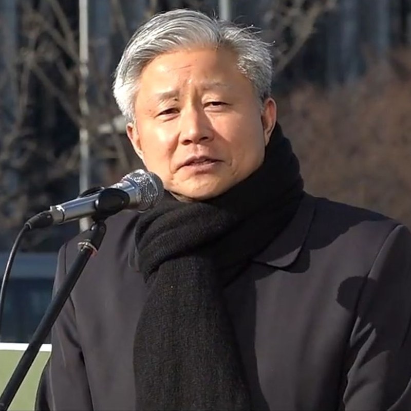 성창경 프로필 썸네일
