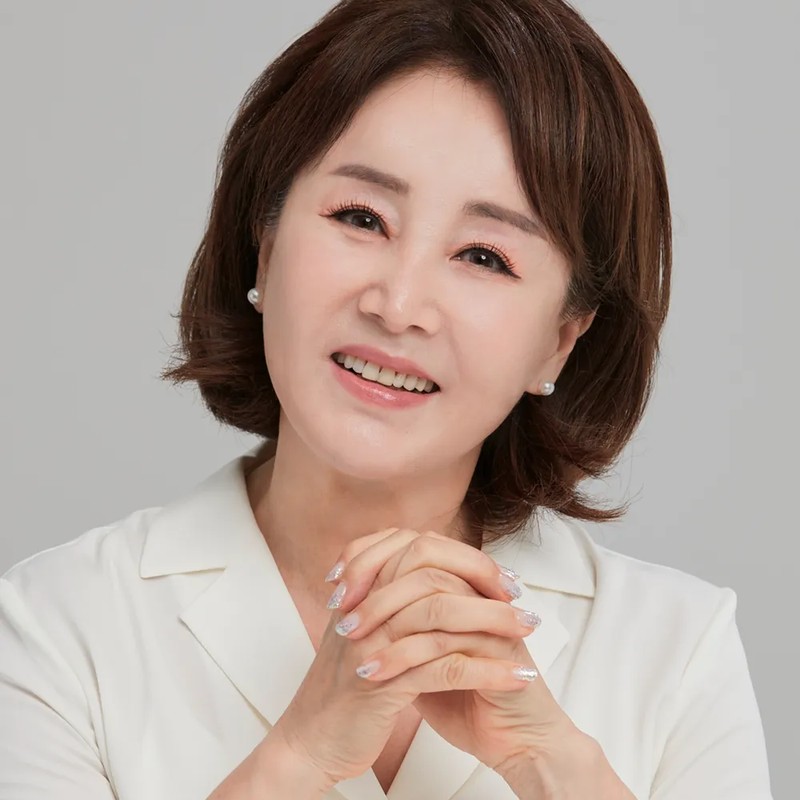배우 선우은숙 프로필 썸네일