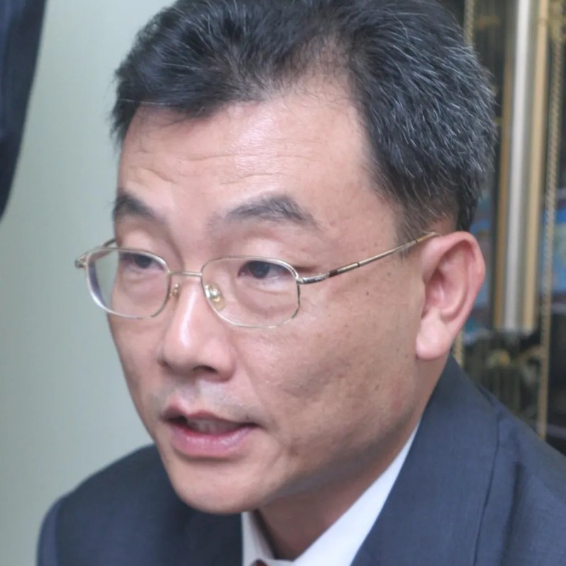 서성건 프로필 썸네일