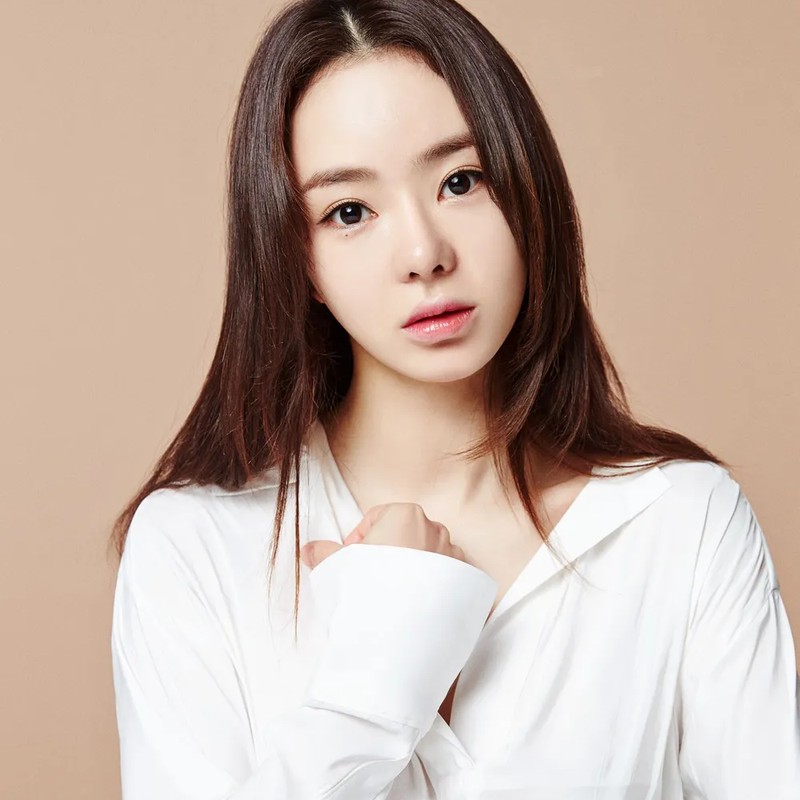 배우 서우 프로필 썸네일