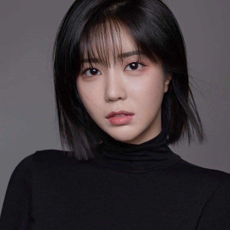 방송인 서윤 프로필 썸네일