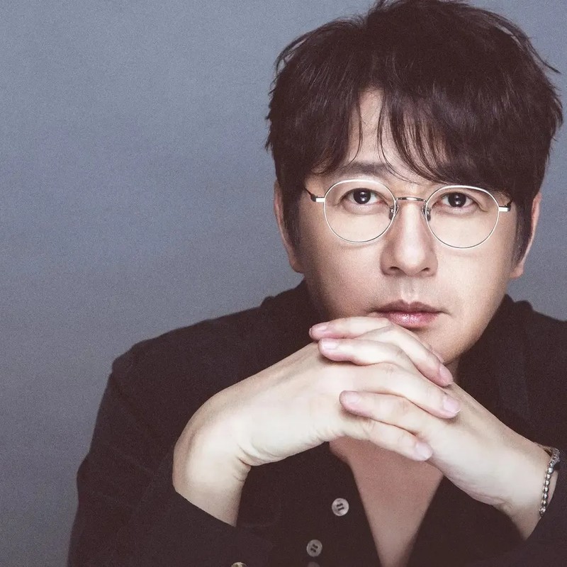 가수 신승훈 프로필 썸네일