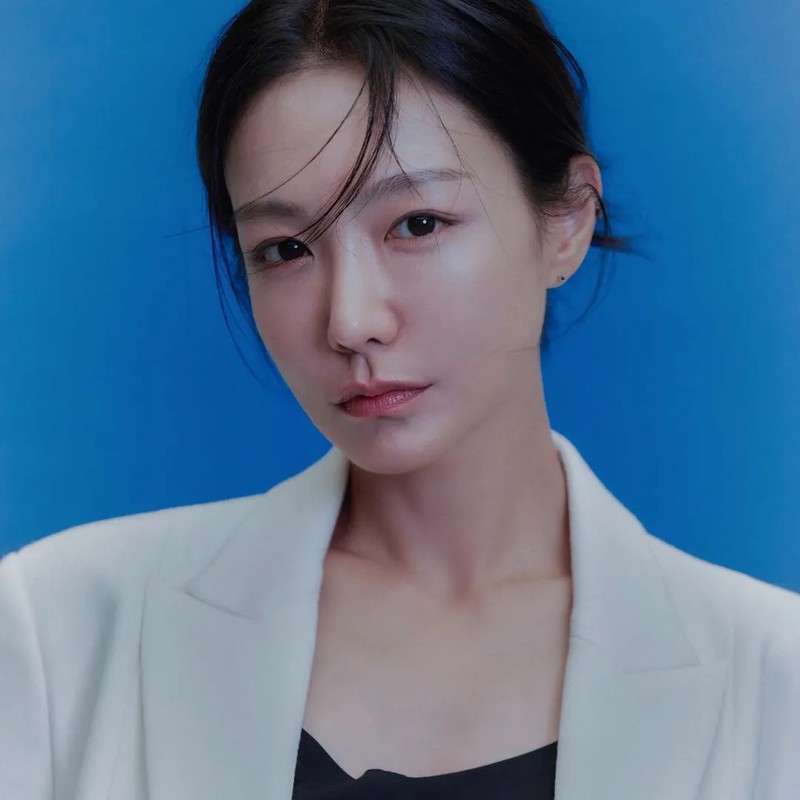 배우 신소율 프로필 썸네일