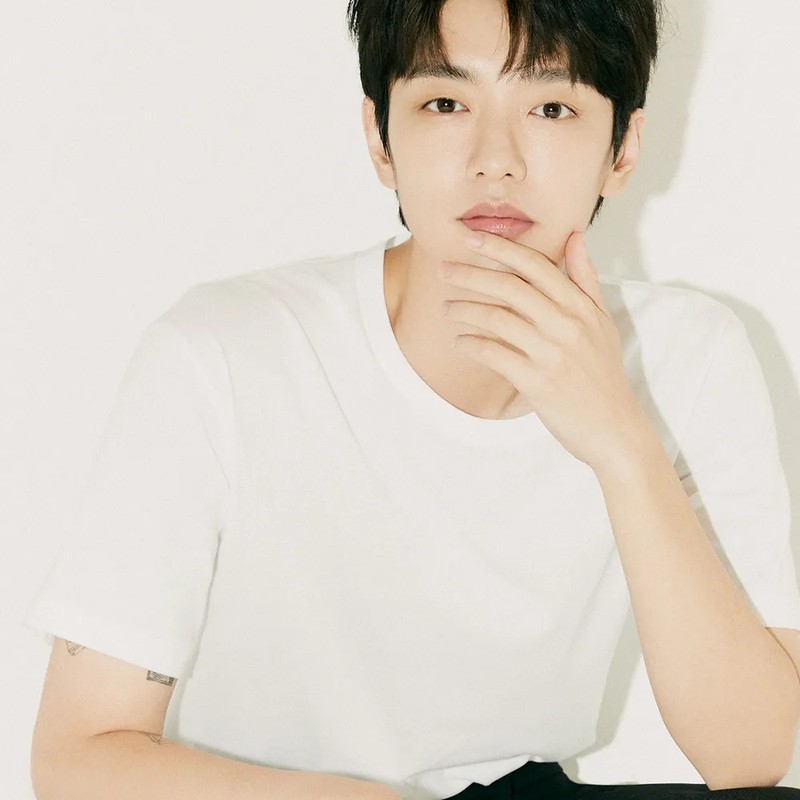 가수 신원호 프로필 썸네일
