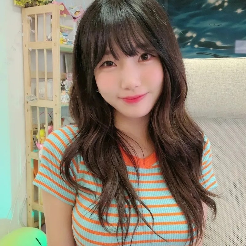 방송인 수련수련 프로필 썸네일
