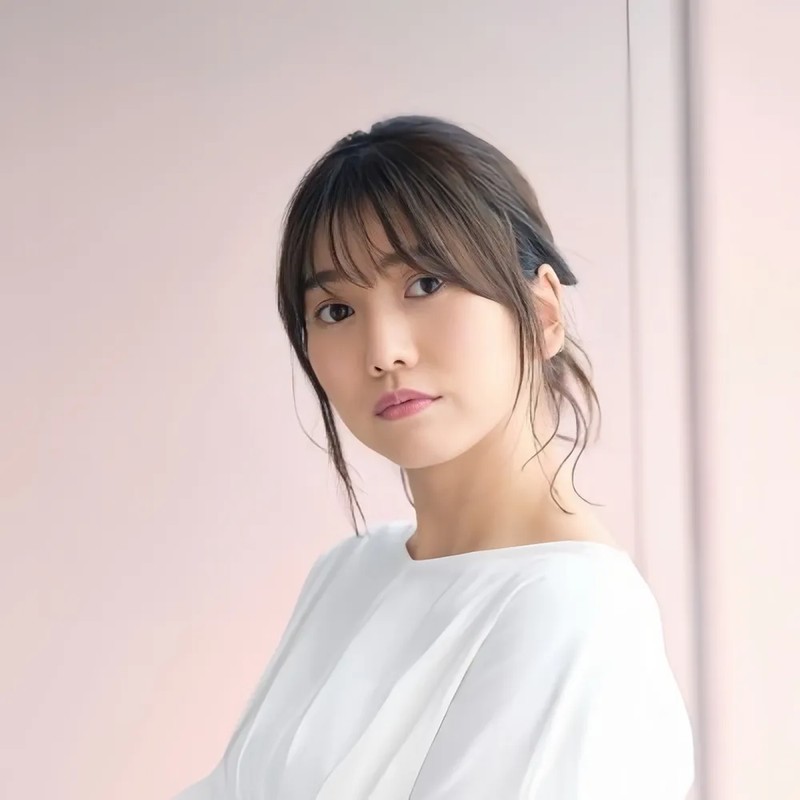 타카죠 아키 프로필 썸네일