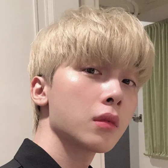 뜨뜨뜨뜨 사주 분석 2026