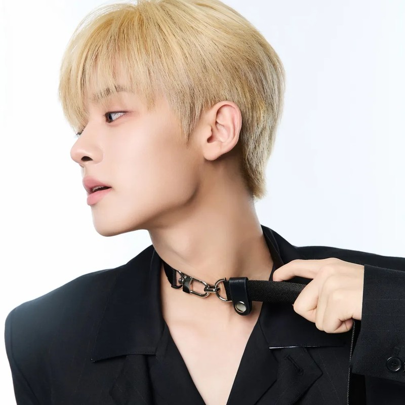 가수 우노 프로필 썸네일