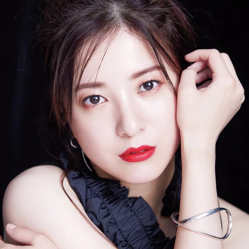 요시타카 유리코 프로필 썸네일
