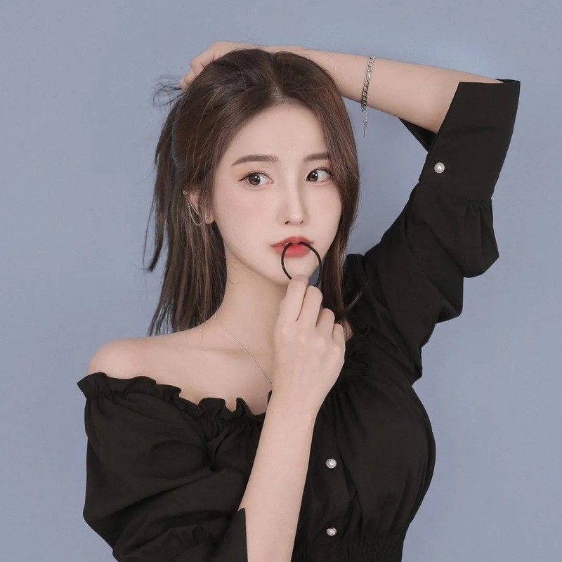 가수 유현 프로필 썸네일