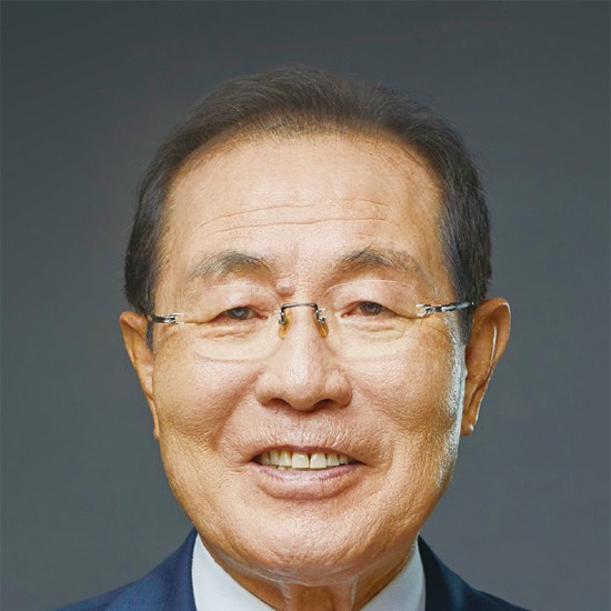 윤동한 프로필 썸네일