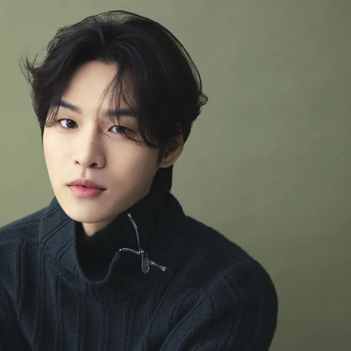 윤지온 사주 분석 2026