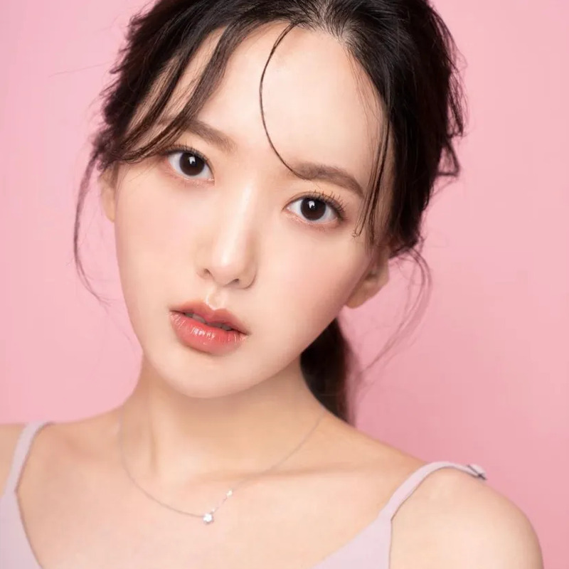 윤조 사주 분석 2026