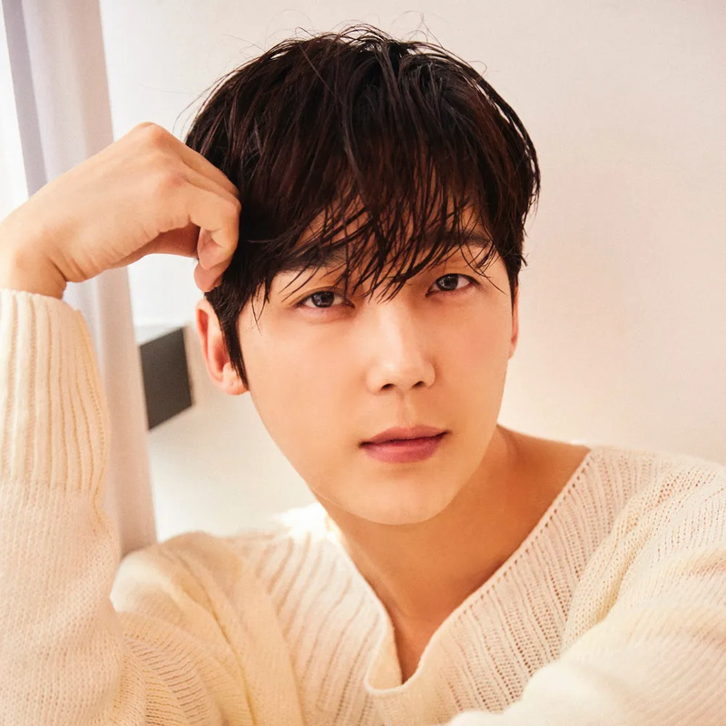 윤종훈 사주 분석 2026