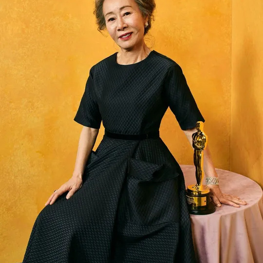 윤여정 사주 분석 2026