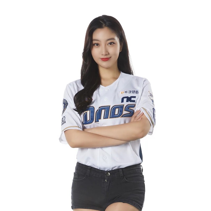 윤요안나 프로필 썸네일